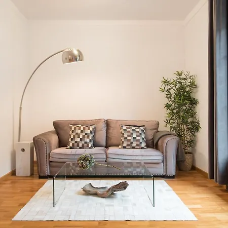 Modernism And Comfort In A Strategic Location Barcelona