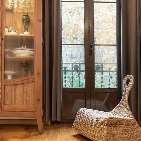 Modernism And Comfort In A Strategic Location Barcelona